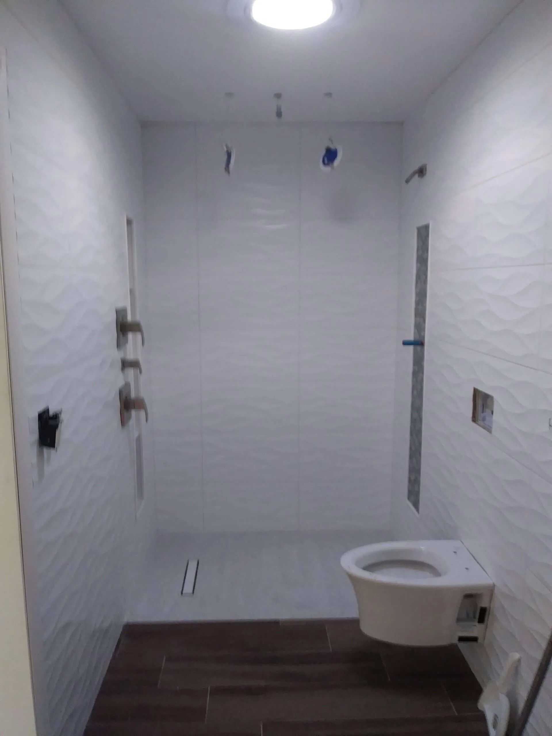 Bathroom and shower remodel by JT Moderna