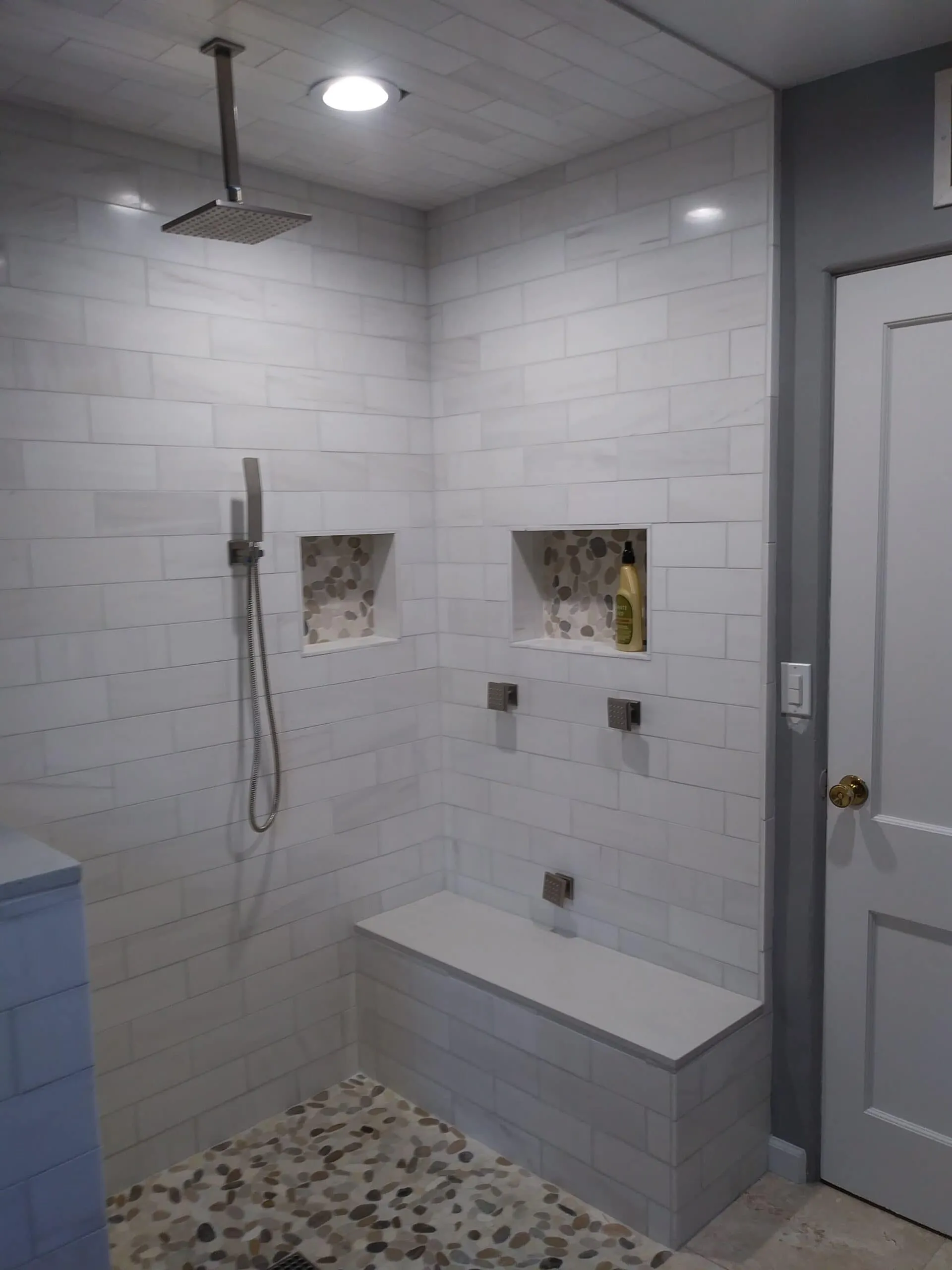 Bathroom and shower remodel by JT Moderna