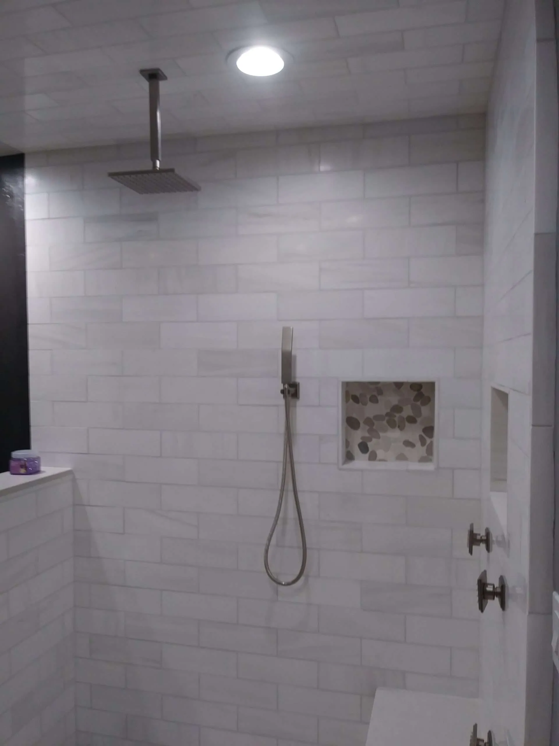 Bathroom remodel by JT Moderna