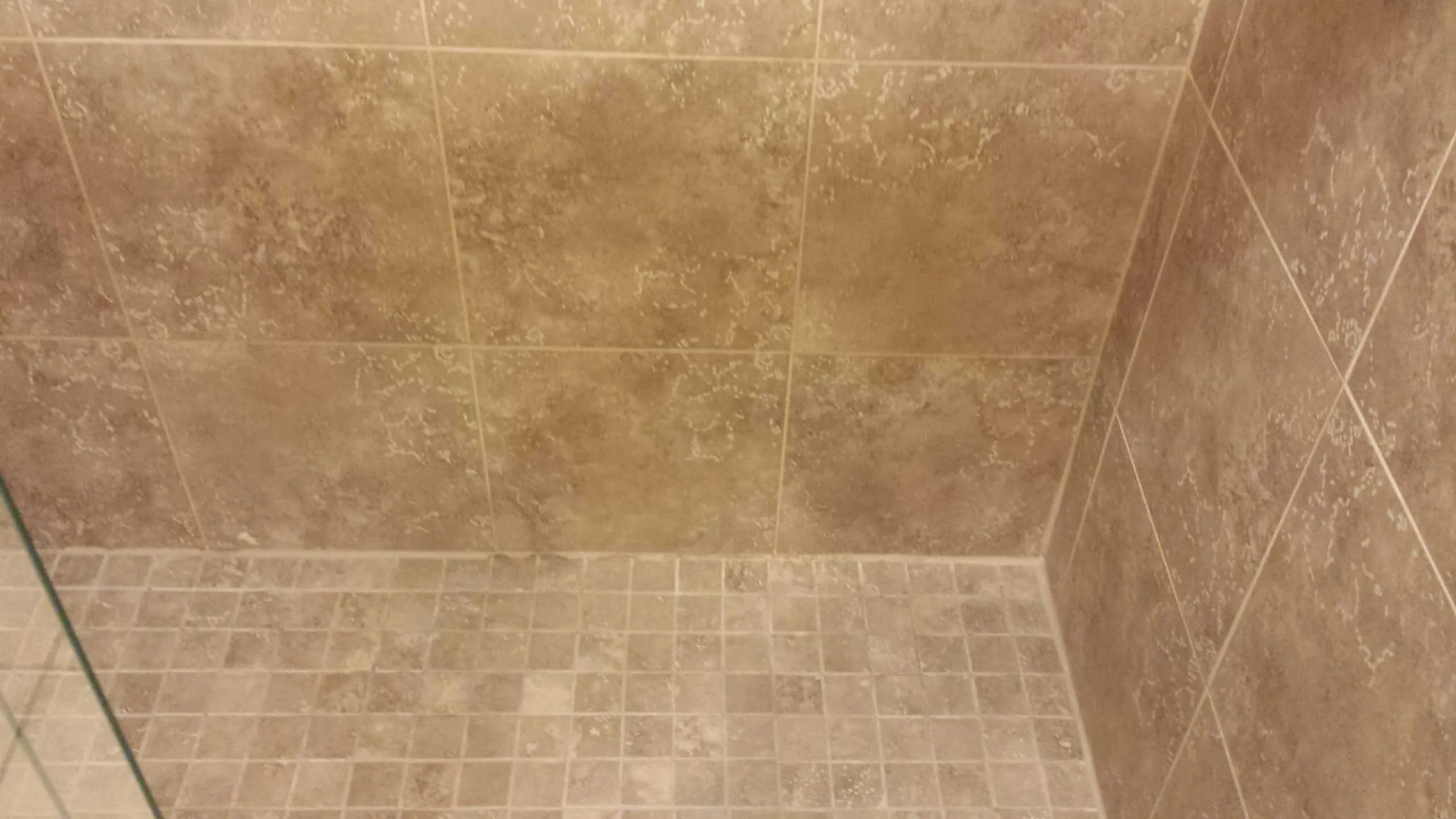 Shower tiles by JT Moderna