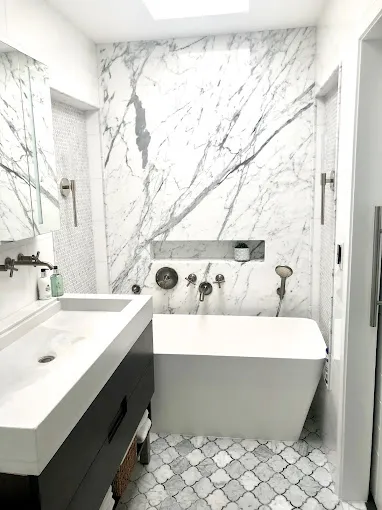 Bathroom remodels by JT Moderna