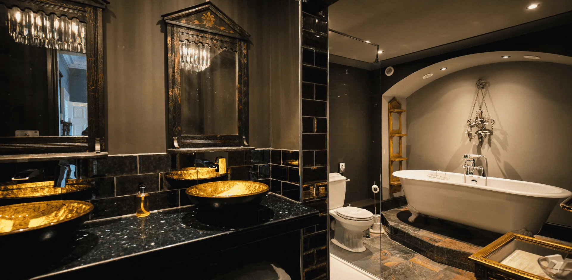 Luxury bathroom remodel in Scottsdale, Arizona by JT Moderna